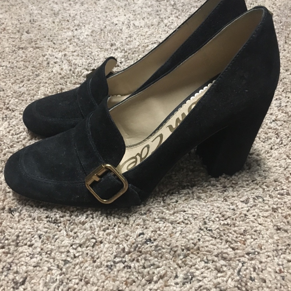 Sam Edelman Buckle Pump w/ box - Picture 3 of 6